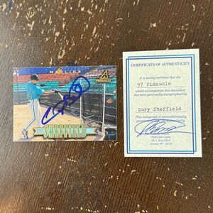 1997 Pinnacle Gary Sheffield IP Auto With COA Signed Baseball Card #94 Autograph